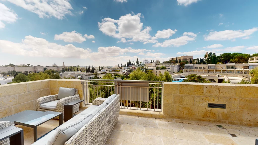 Luxury Apartment in Mamilla