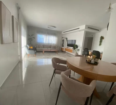 WhatsApp Image 2025-07-22 at 19.26.24 (1)