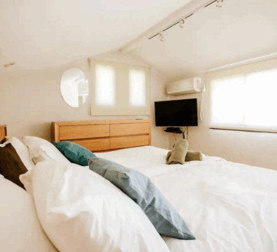 WhatsApp Image 2025-08-24 at 12.10.15 (2)