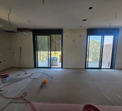 WhatsApp Image 2025-11-06 at 18.46.51 (1)