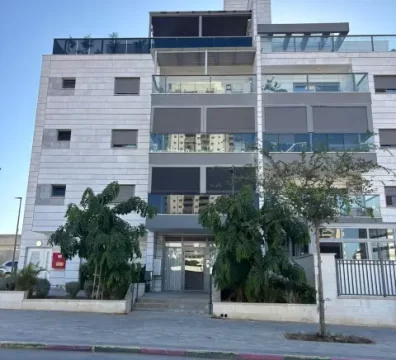 WhatsApp Image 2025-12-30 at 13.44.12 (1)